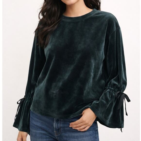 Philosophy Tops - Philosophy Velveteen Bell Sleeve Top Womens Medium Green Soft Whimsigoth Fairy